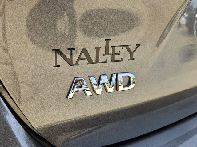 Certified 2025 INFINITI QX50 Luxe image 33