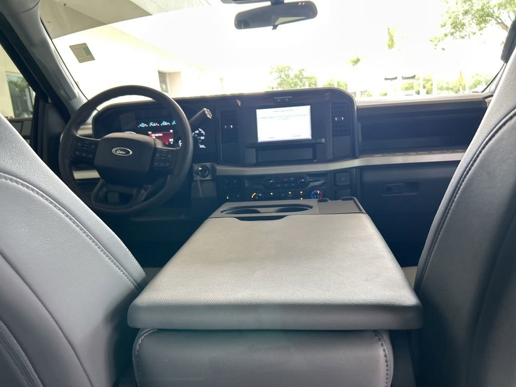 Used 2025 Ford F350 XL w/ XL Driver Assist Package AWD/4WD image 34