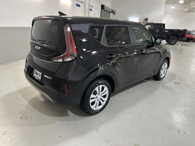Used 2024 Kia Soul LX image 9