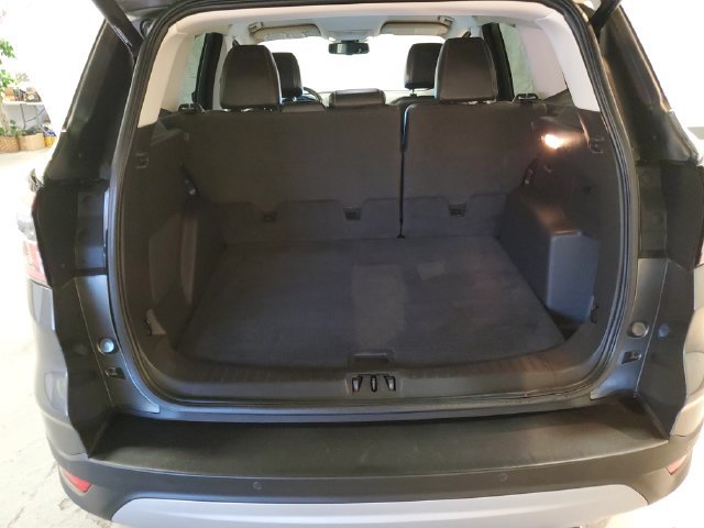 Used 2017 Ford Escape Titanium AWD/4WD image 6