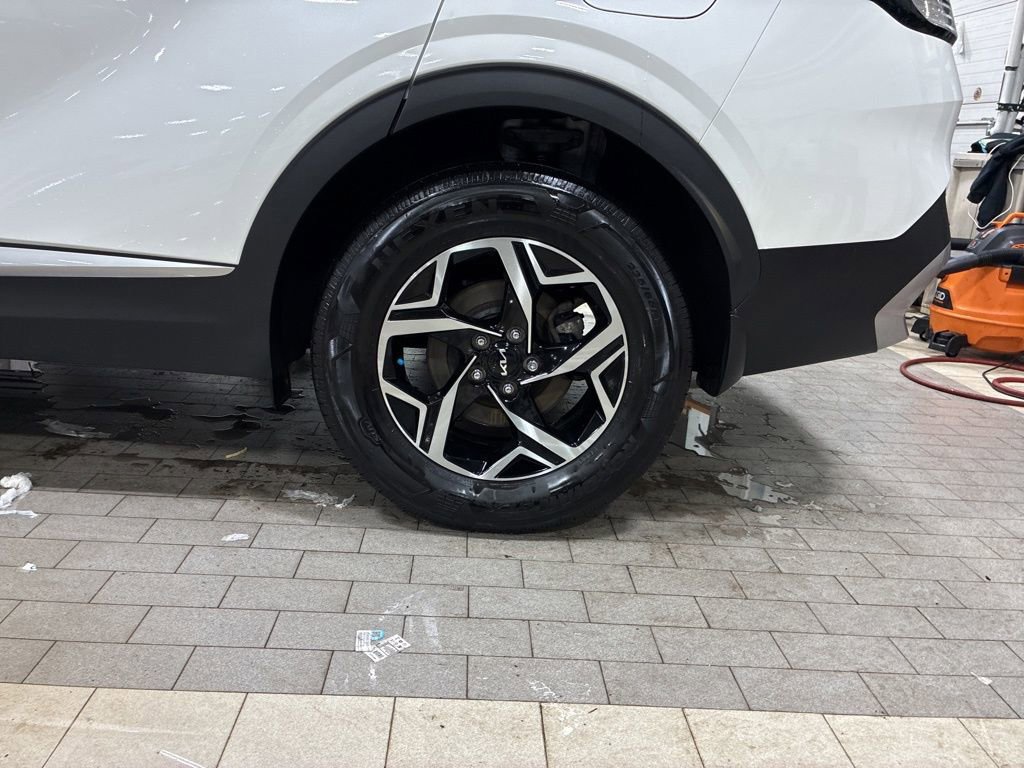 Certified 2023 Kia Sportage LX image 15