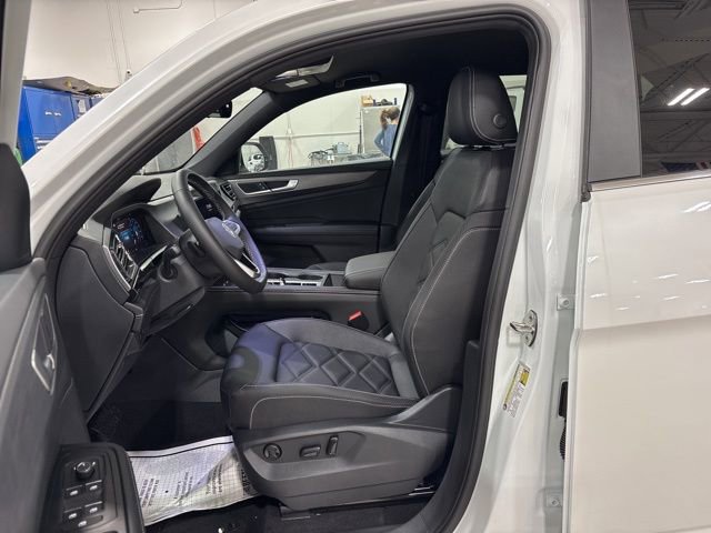 New 2026 Volkswagen Atlas Cross Sport SE image 8