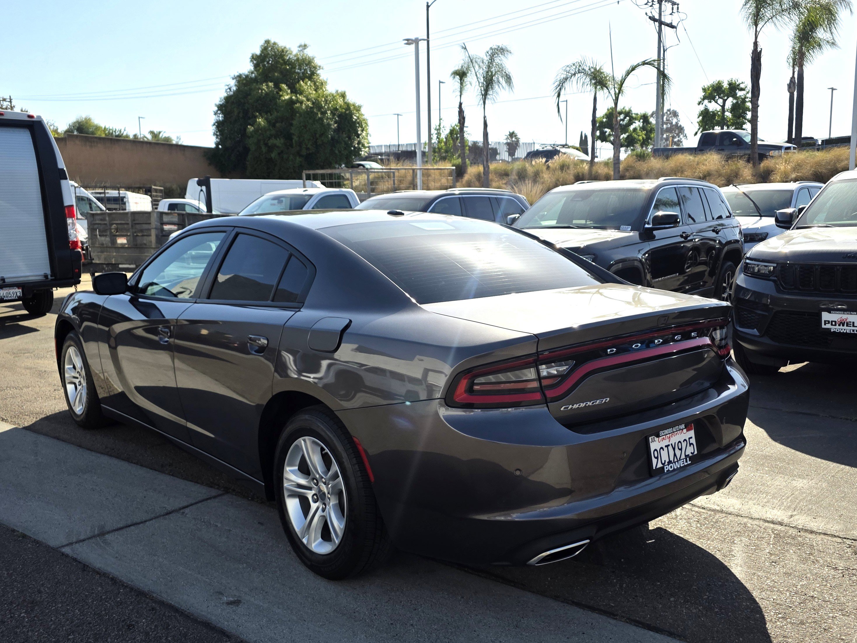 Certified 2022 Dodge Charger SXT RWD image 3