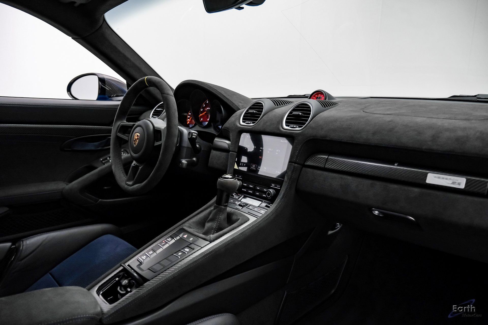 Used 2024 Porsche 718 Cayman GT4 RS RWD image 42