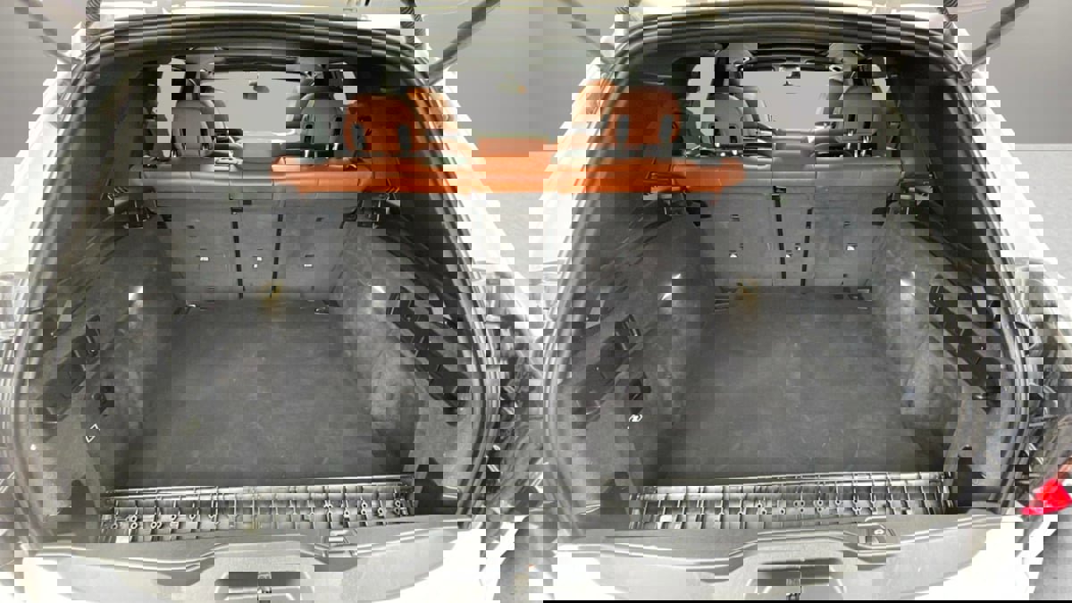 Used 2019 BMW X5 xDrive50i w/ M Sport Package image 16