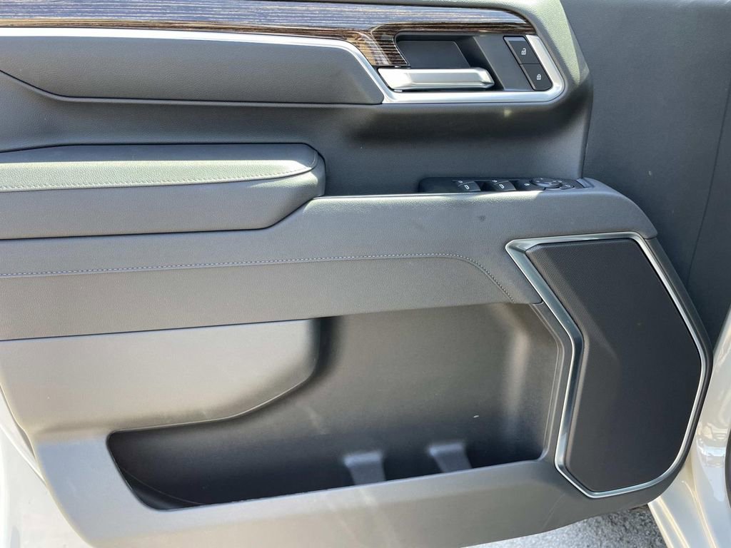New 2026 GMC Sierra 2500 SLE AWD/4WD image 19