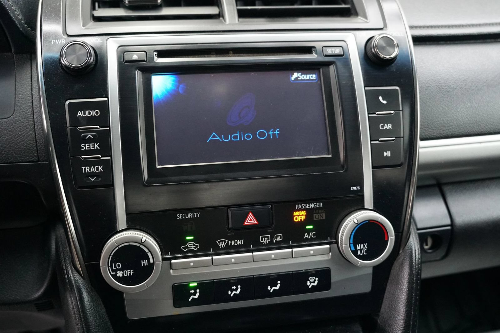 Used 2013 Toyota Camry SE FWD image 20