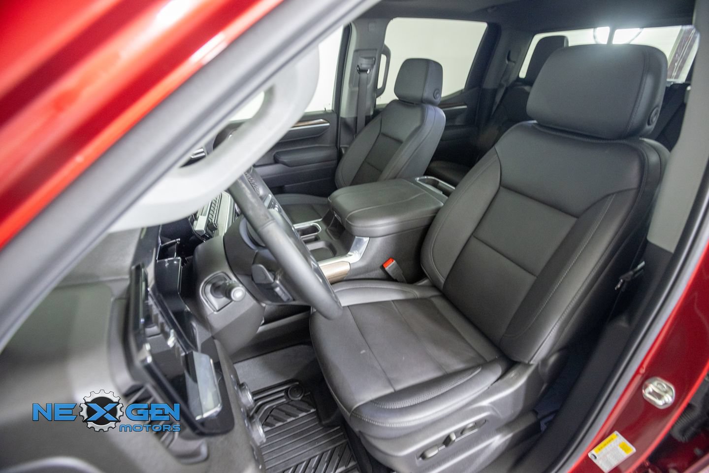 Used 2025 Chevrolet Silverado 1500 RST w/ RST All Star Premium Package AWD/4WD image 25