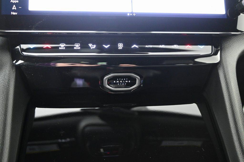 New 2026 Jeep Grand Cherokee Laredo image 28