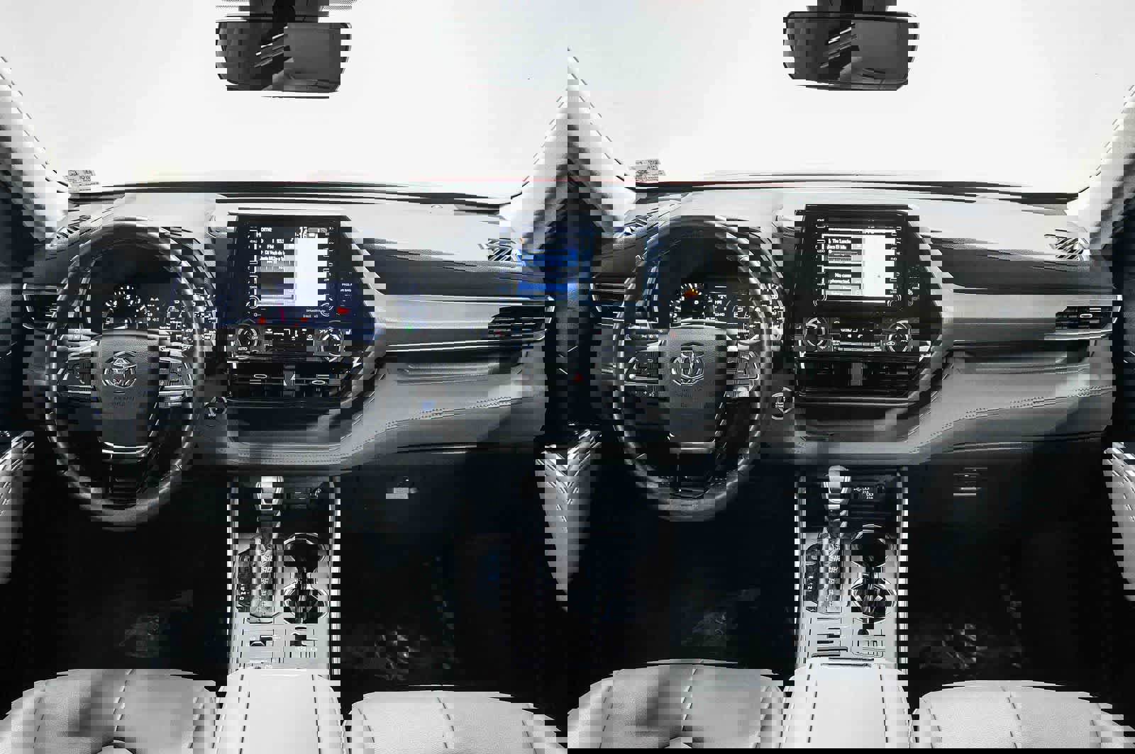 Certified 2020 Toyota Highlander XLE image 13