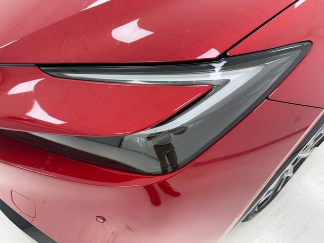 New 2026 Toyota Prius Plug-In Hybrid image 6