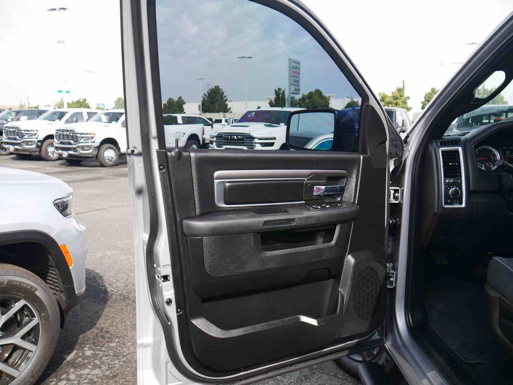 Certified 2022 RAM 1500 Classic Warlock image 31