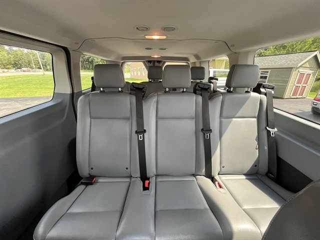 Used 2018 Ford Transit 150 XL RWD image 28