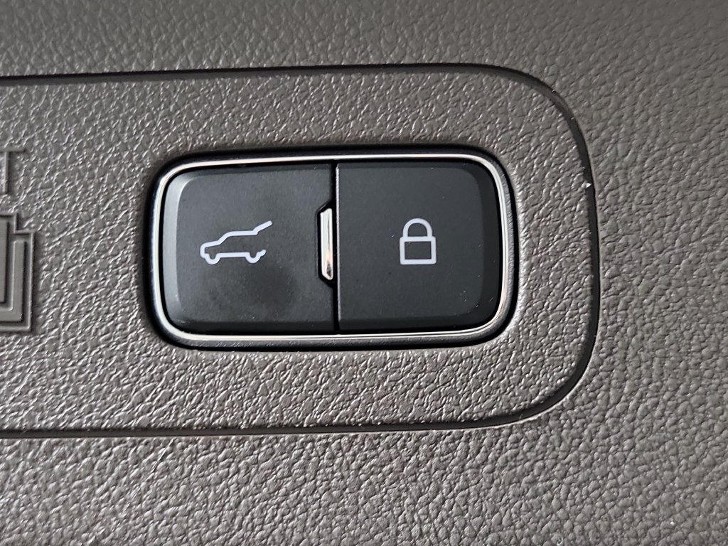 Certified 2024 Lincoln Aviator 2WD image 7
