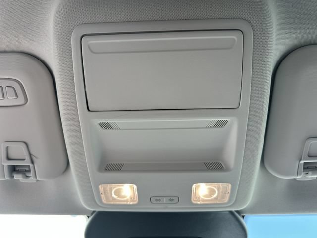 Used 2024 Ford Escape Platinum AWD/4WD image 25