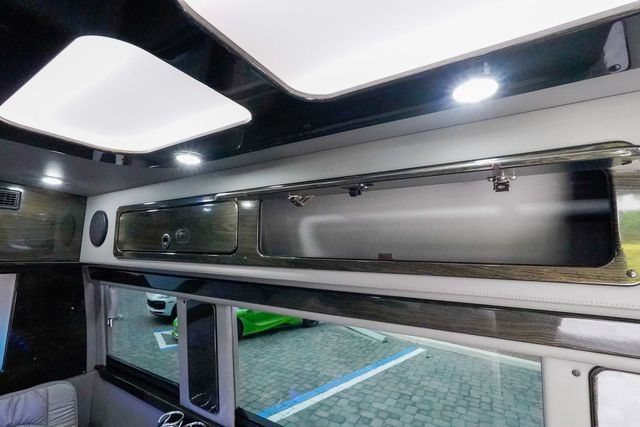 Used 2018 Mercedes-Benz Sprinter 3500 image 82