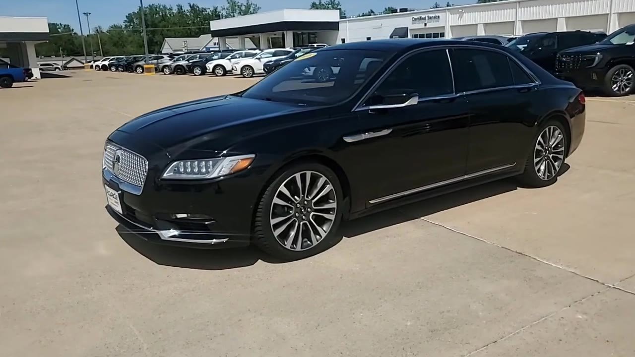 Used 2018 Lincoln Continental Reserve AWD/4WD image 4