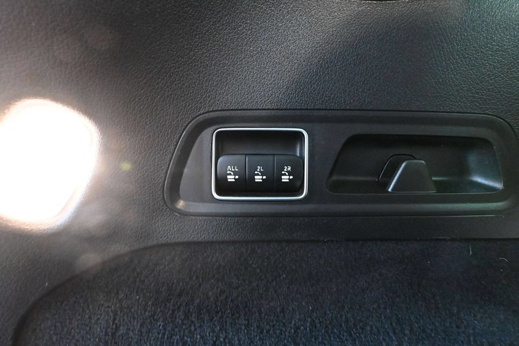 Used 2021 Mercedes-Benz GLS 450 4MATIC image 46