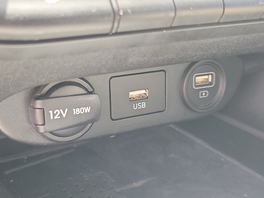 Used 2023 Hyundai Elantra Limited FWD image 28