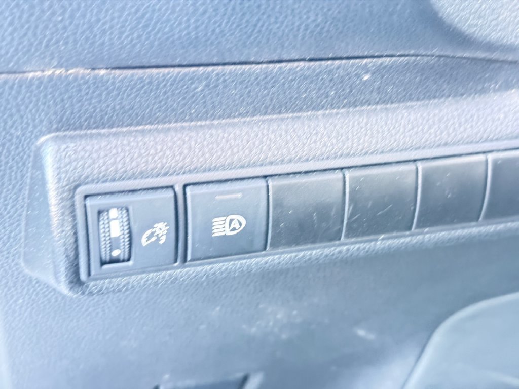 Used 2023 Toyota Corolla LE FWD image 16
