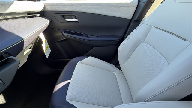 New 2026 Nissan Leaf SV+ w/ Floor Mat Package (SV+) image 23