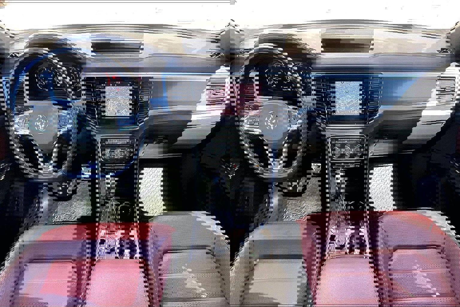 Certified 2021 Volkswagen Atlas Cross Sport SEL Premium R-Line image 15