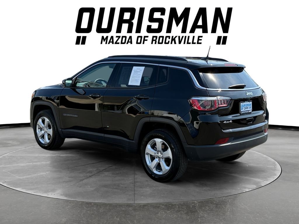 Used 2019 Jeep Compass Latitude image 4