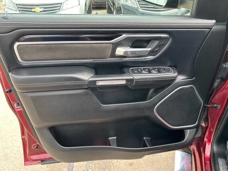 Used 2021 RAM 1500 Laramie w/ Sport Appearance Package image 12