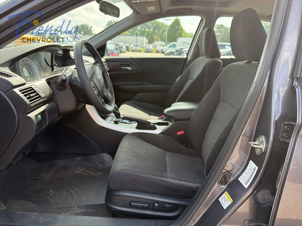 Used 2015 Honda Accord EX image 5