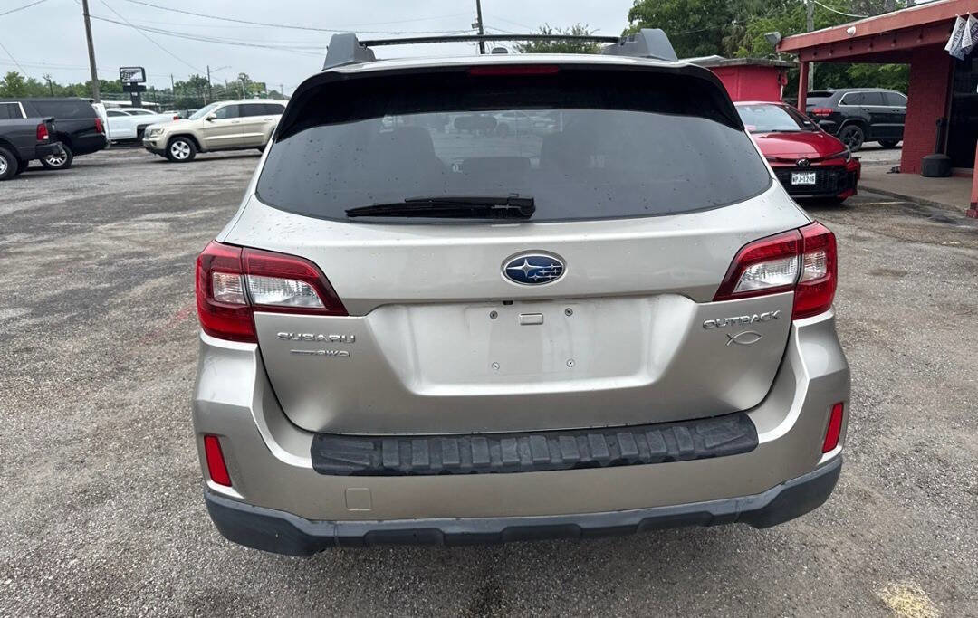 Used 2015 Subaru Outback 2.5i Premium AWD/4WD image 6