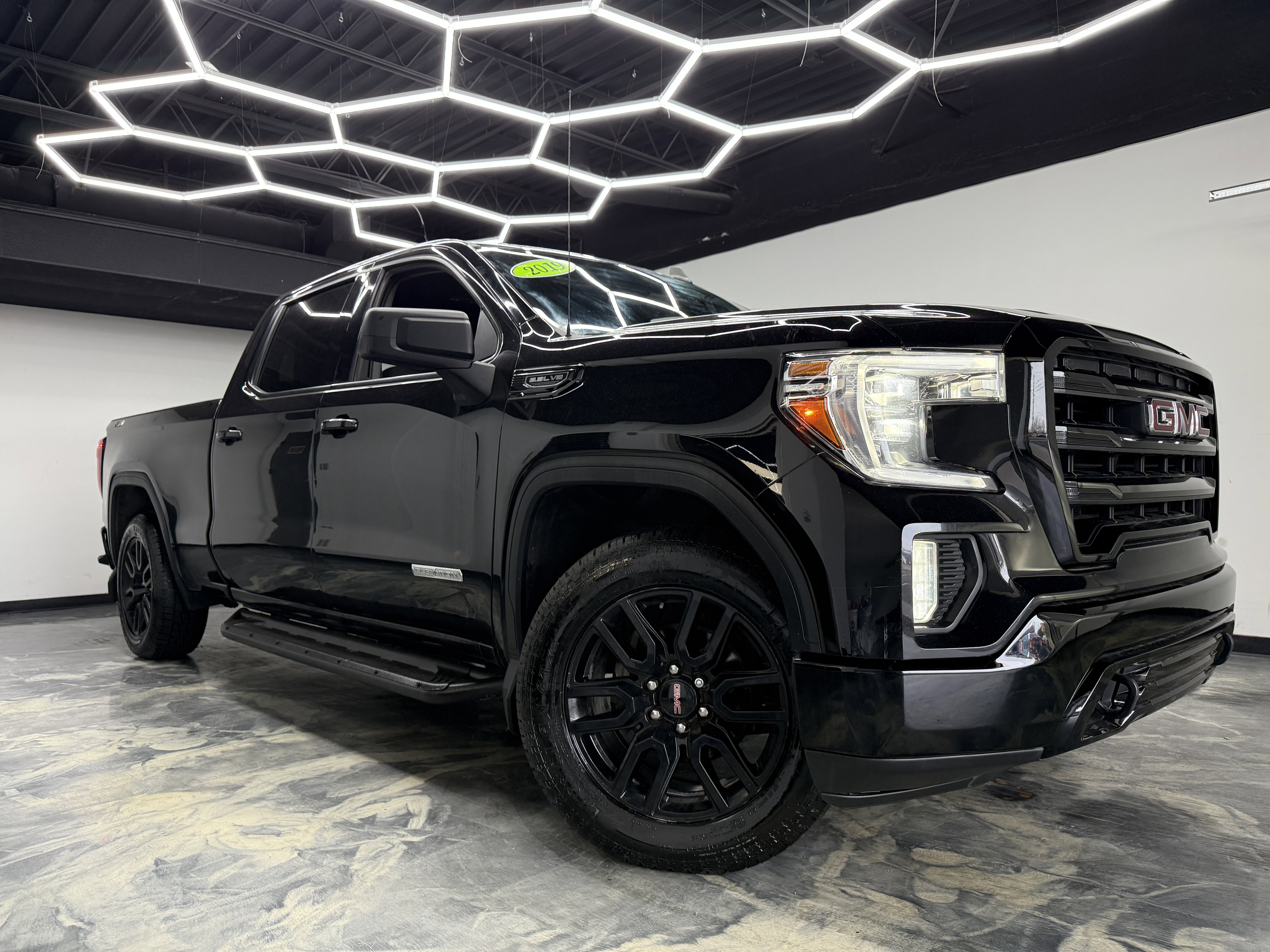 Used 2019 GMC Sierra 1500 Elevation image 8