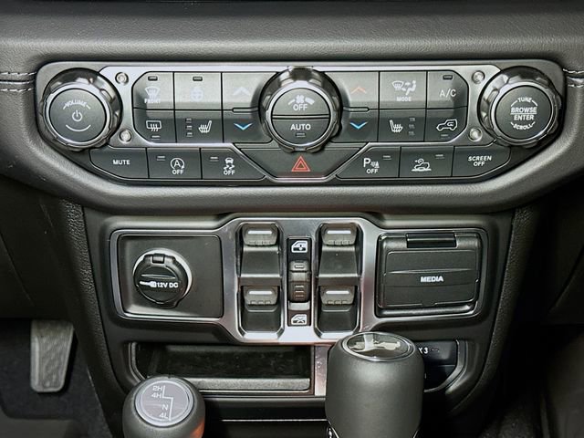 New 2026 Jeep Wrangler Sahara image 10