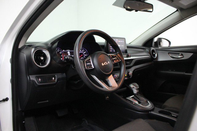 Used 2022 Kia Forte LXS image 5