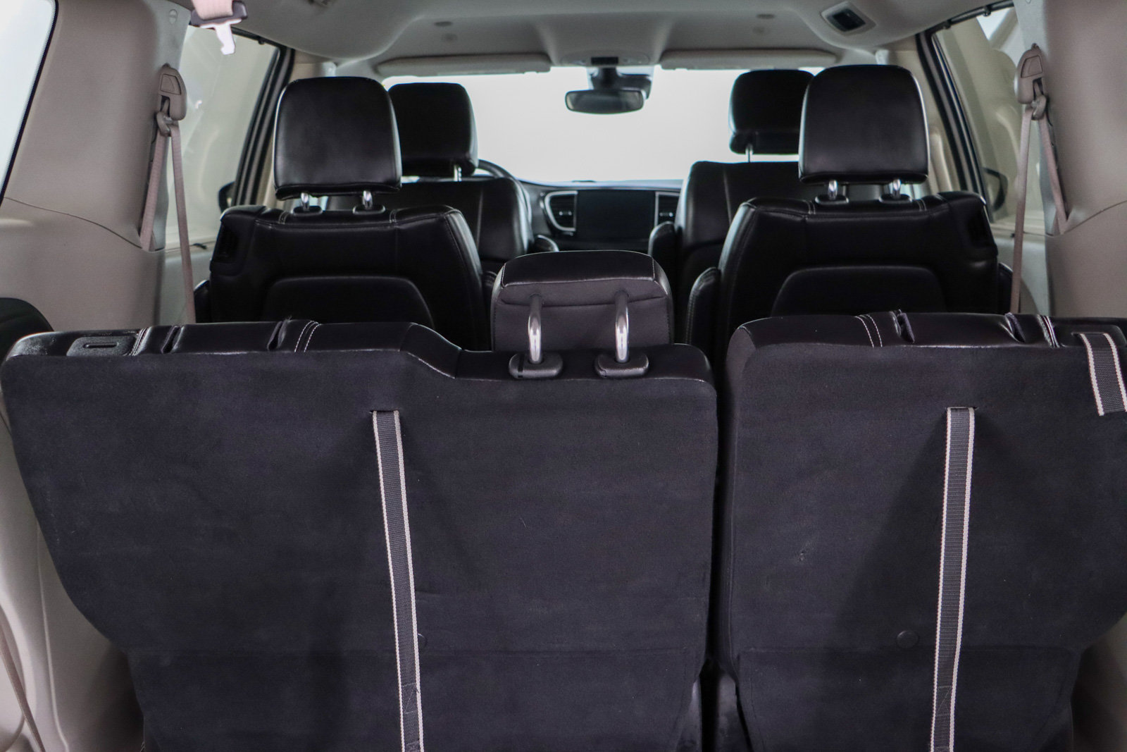 Used 2023 Chrysler Pacifica Touring-L FWD image 30