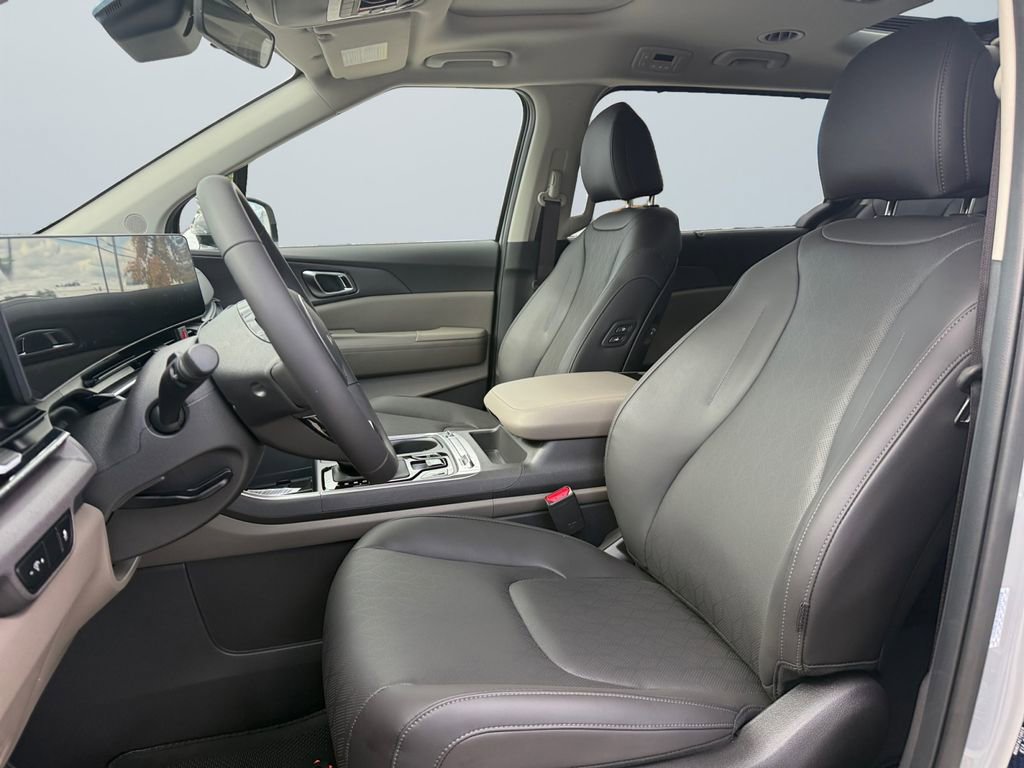 New 2026 Kia Carnival SX image 9
