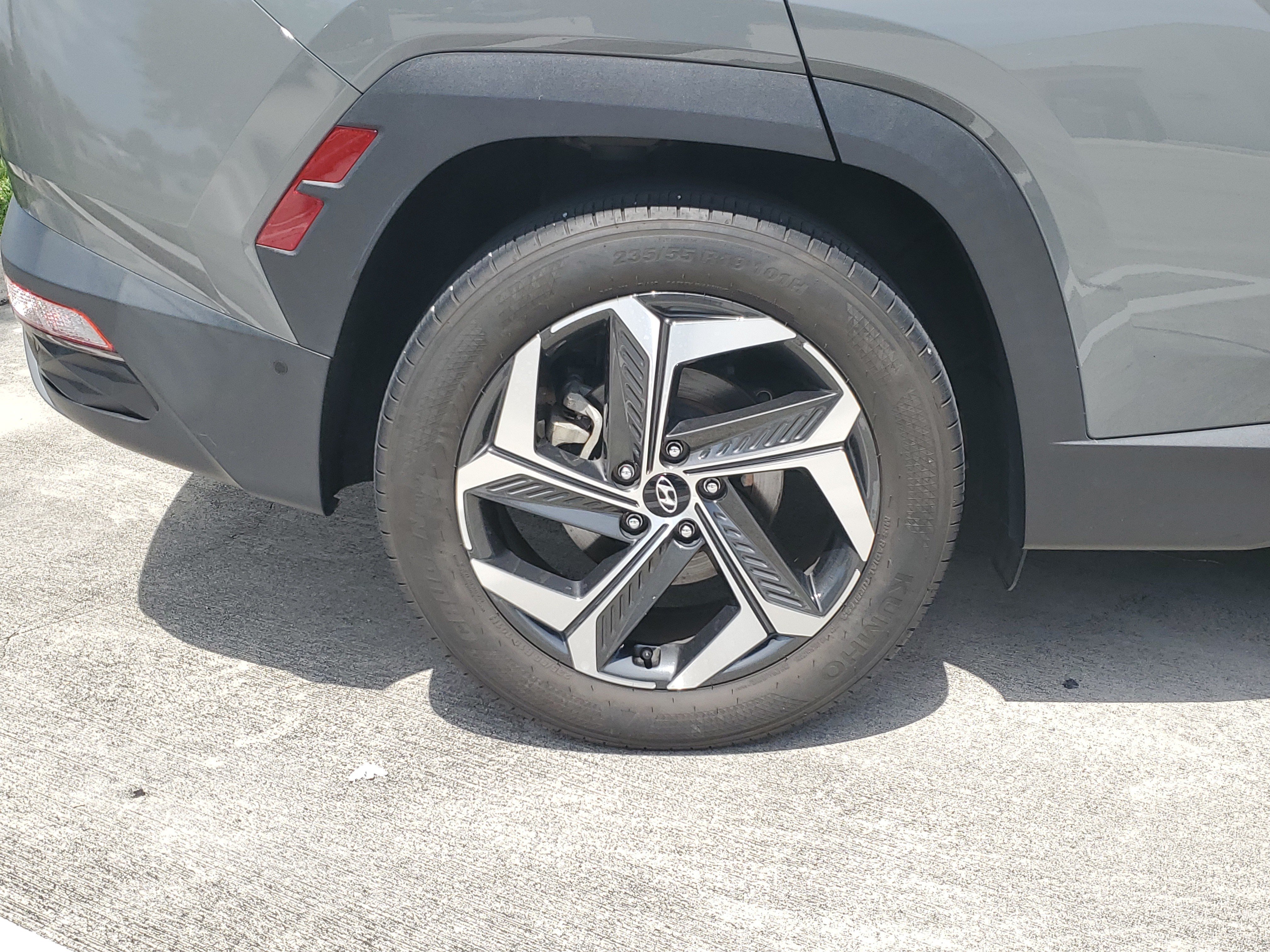 Used 2024 Hyundai Tucson Limited FWD image 7