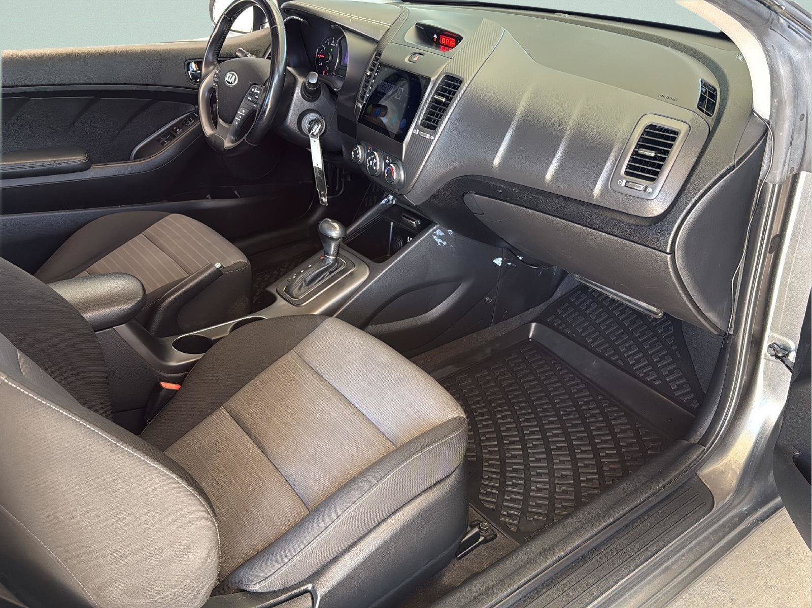Used 2015 Kia Forte Koup EX FWD image 20