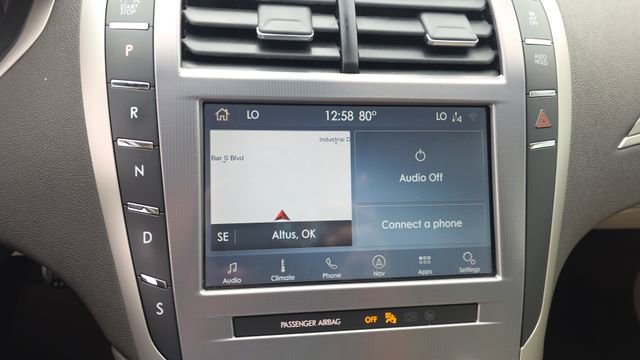 Used 2020 Lincoln MKZ w/ Convenience Package image 19