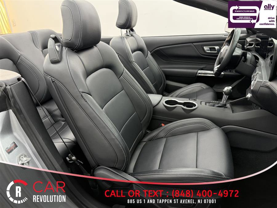 Used 2025 Ford Mustang Premium RWD image 35