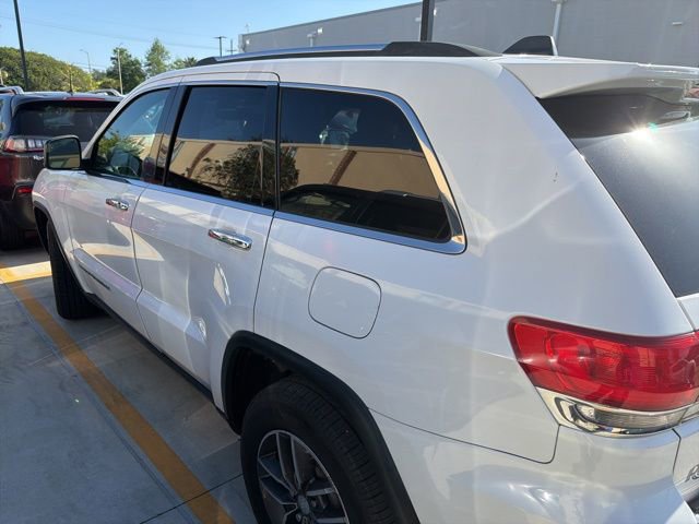 Used 2017 Jeep Grand Cherokee Limited image 8