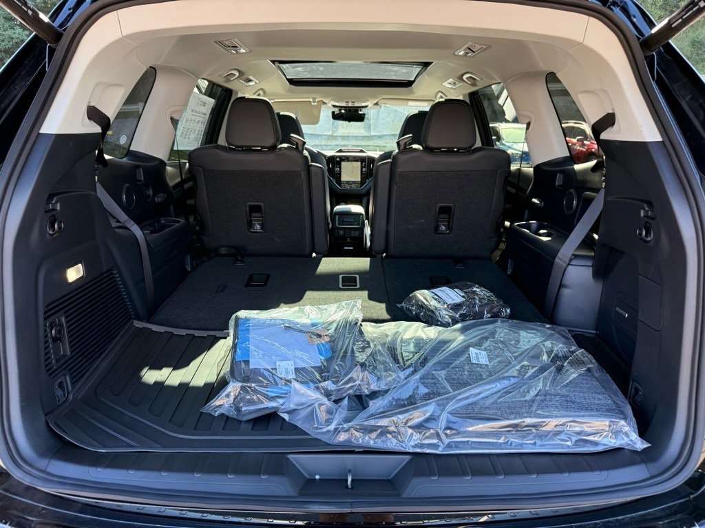 Used 2025 Subaru Ascent Bronze Edition image 23