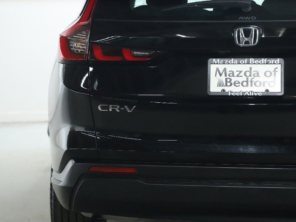 Used 2024 Honda CR-V LX image 42