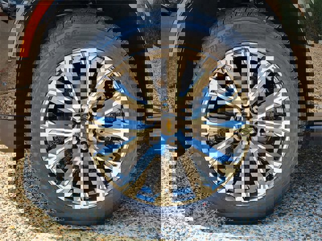 New 2026 Chevrolet Suburban High Country image 8