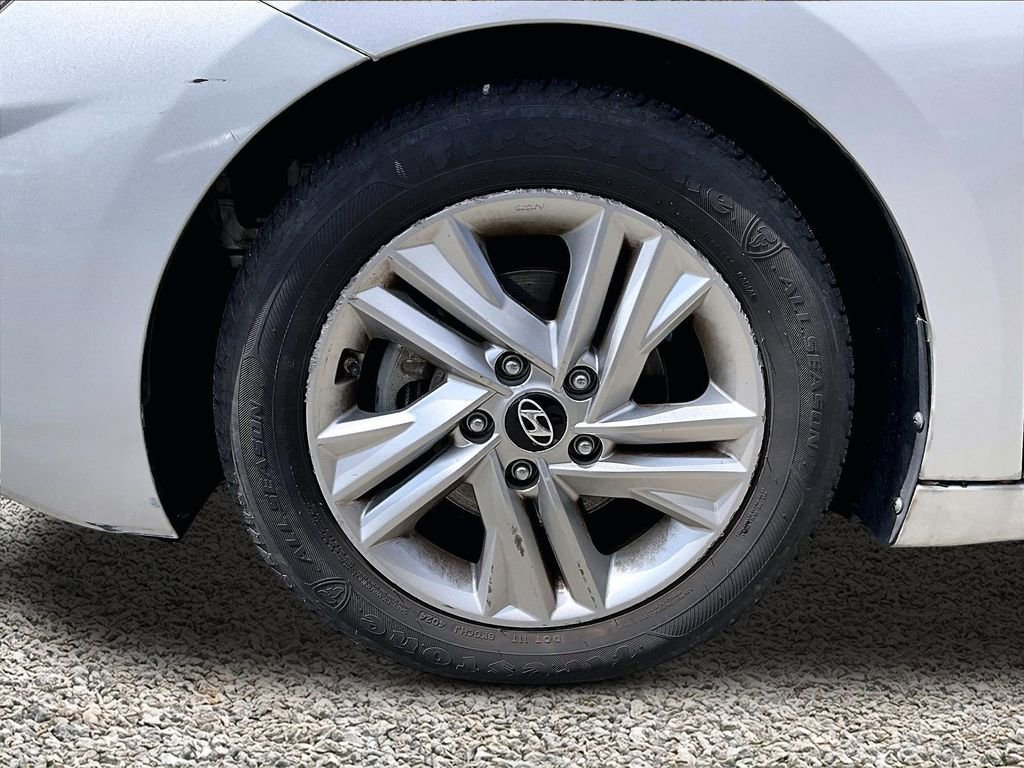 Used 2019 Hyundai Elantra SEL FWD image 7