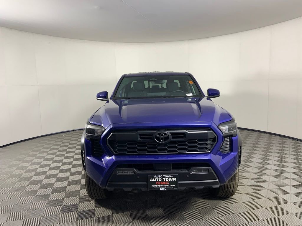 Used 2024 Toyota Tacoma TRD Off-Road w/ TRD Off Road Upgrade Package image 5