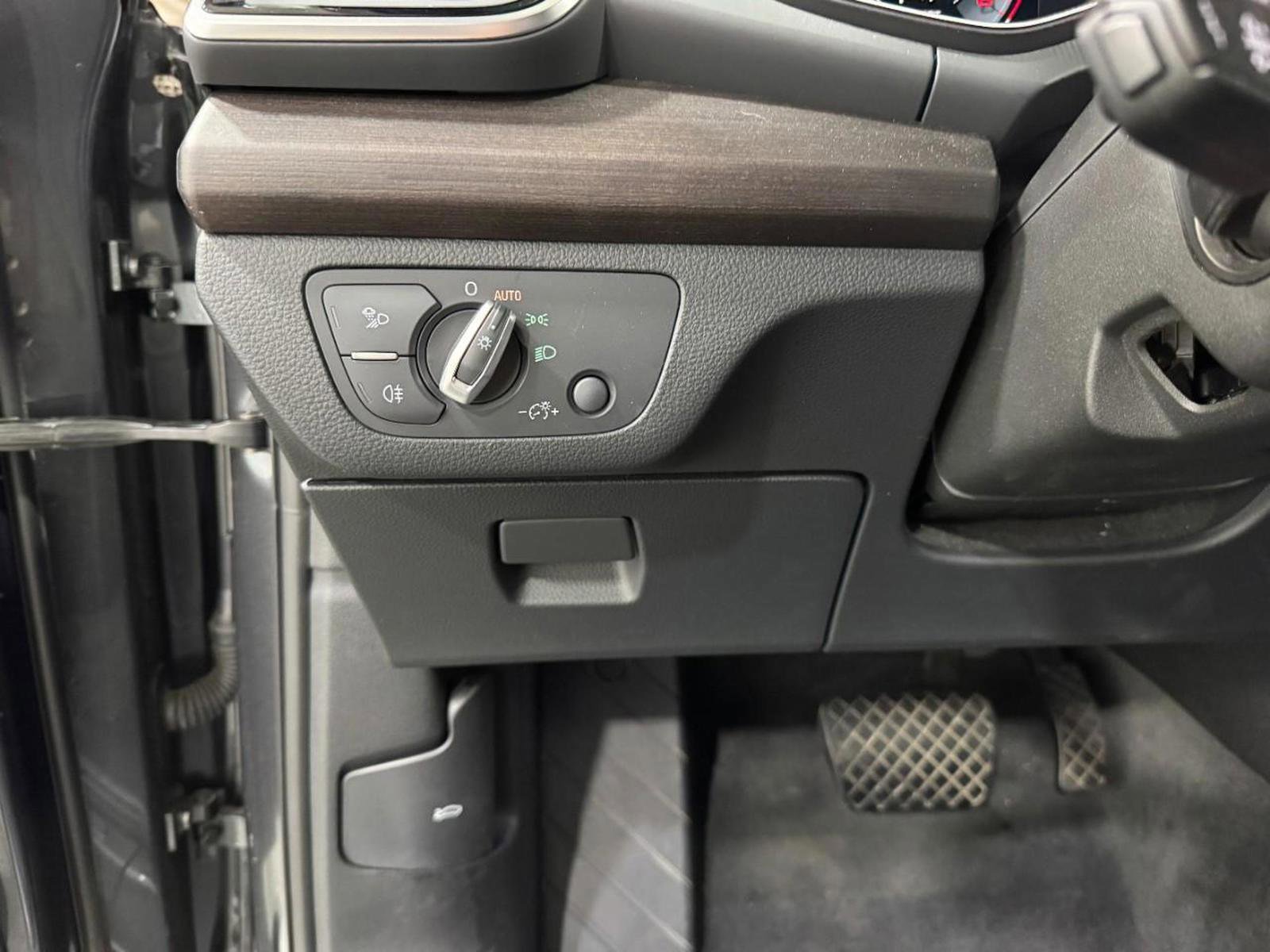 Used 2023 Audi Q5 2.0T Premium Plus w/ Premium Plus Package image 31