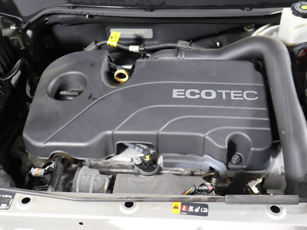 Used 2020 Chevrolet Equinox LT w/ LPO, Cargo Package FWD image 13
