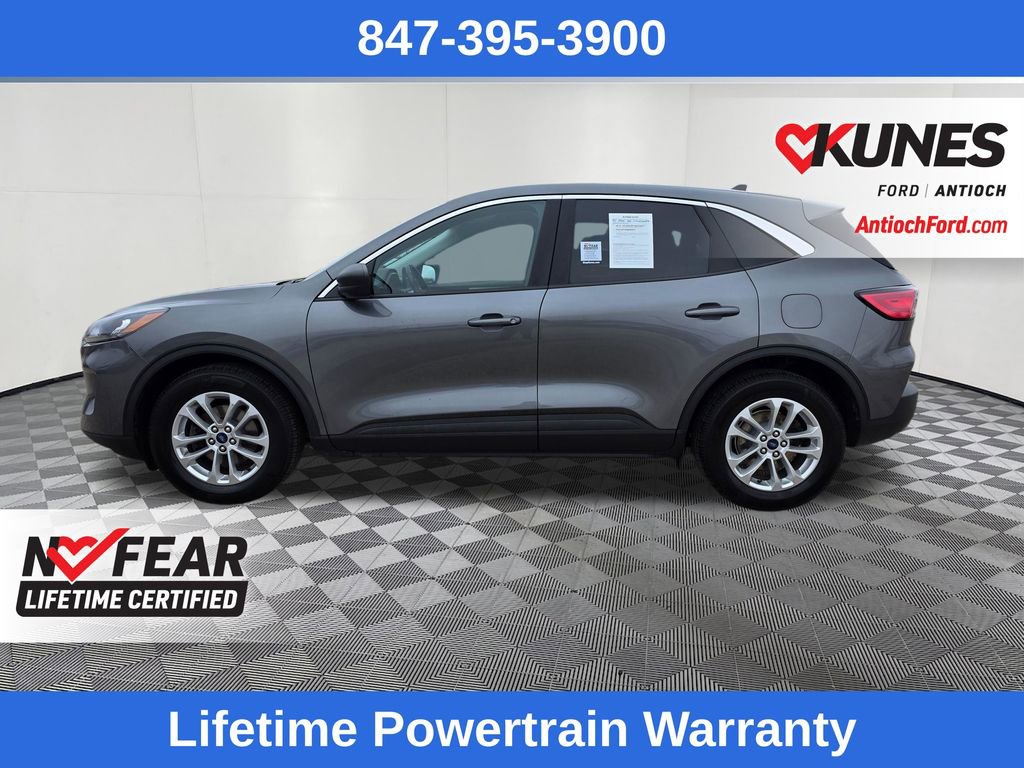 Used 2022 Ford Escape SE w/ Cold Weather Package FWD image 4