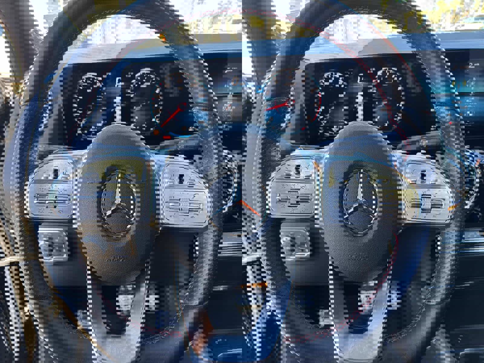 Used 2022 Mercedes-Benz GLA 250 image 28