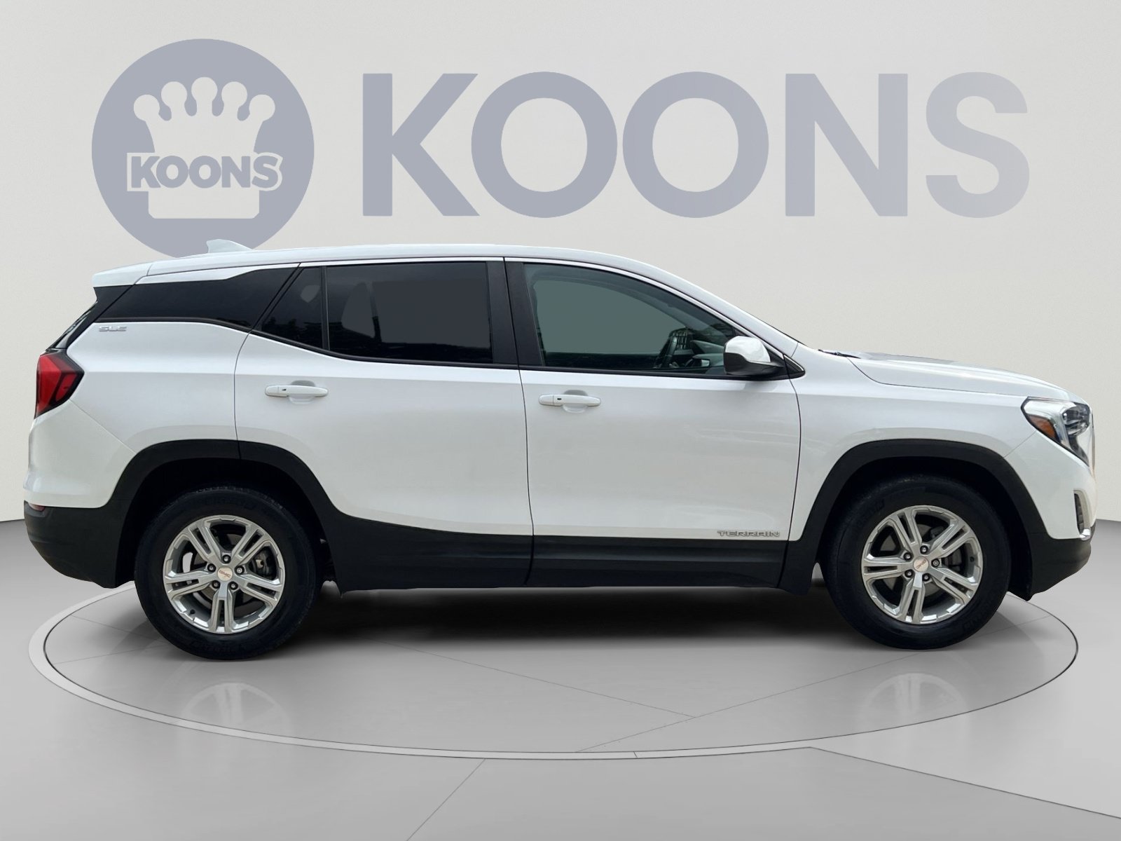 Used 2021 GMC Terrain SLE FWD image 8
